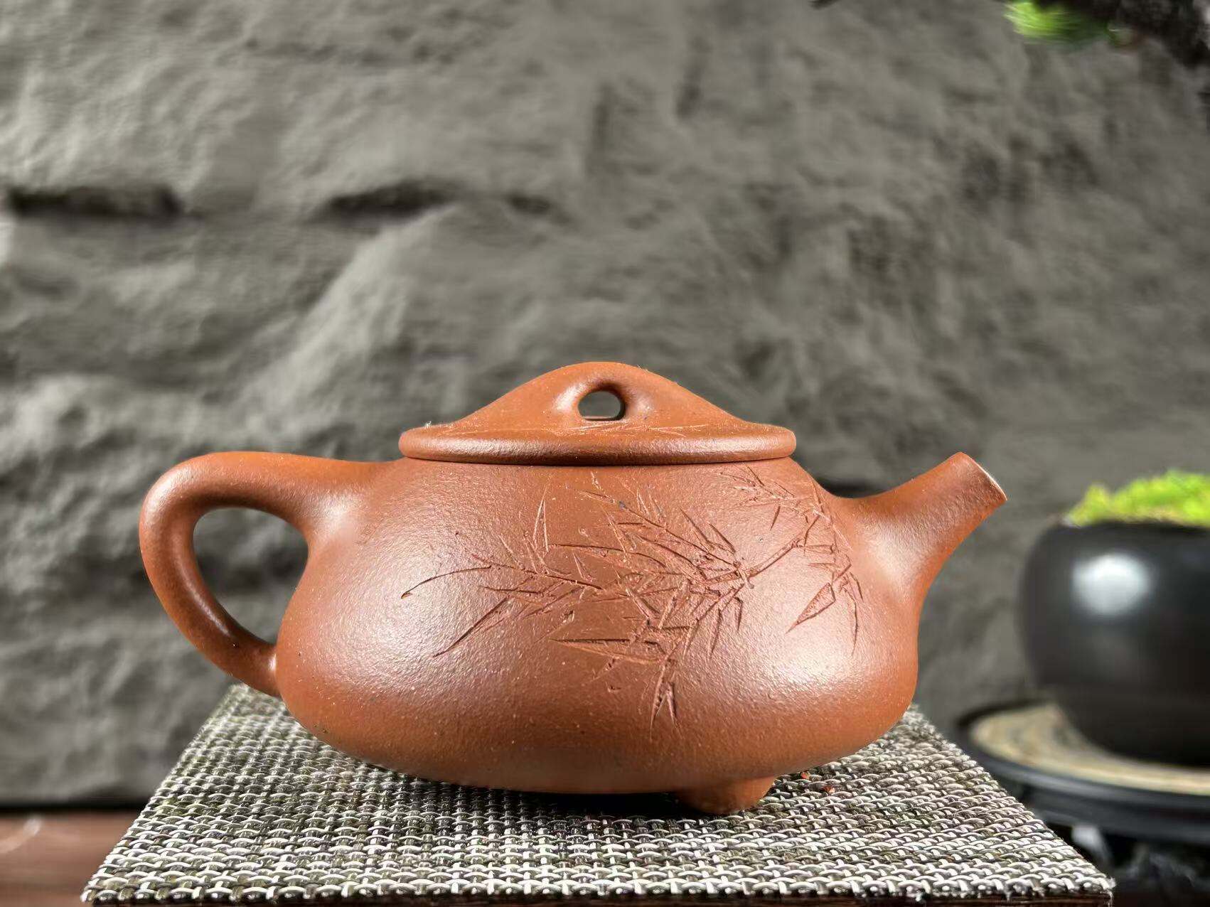 景舟石瓢（竹刻）